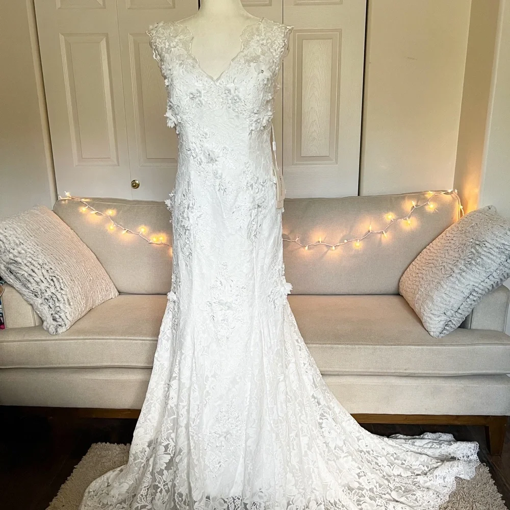 NWT Mingdas Wedding dress White flowers size 4-6 NEW! GORGEOUS!! - Picture 1 of 12